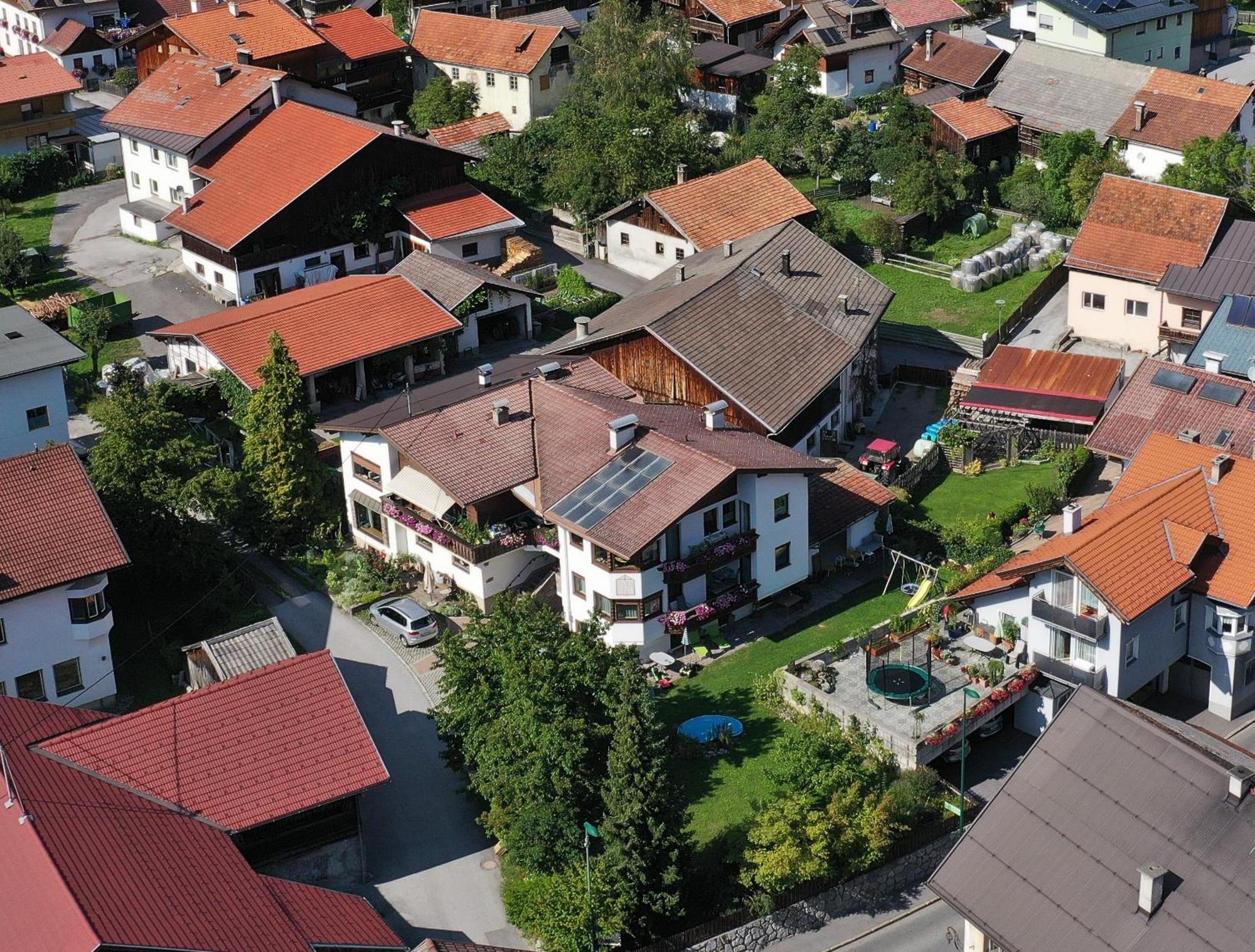 Haus Gamper-Haselwanter Apartment Tarrenz Bagian luar foto
