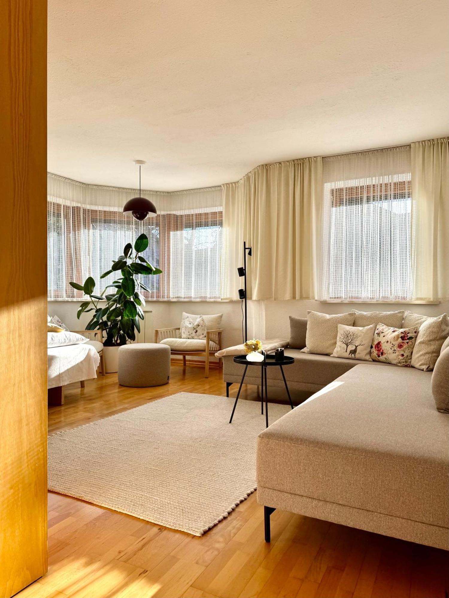 Haus Gamper-Haselwanter Apartment Tarrenz Bagian luar foto