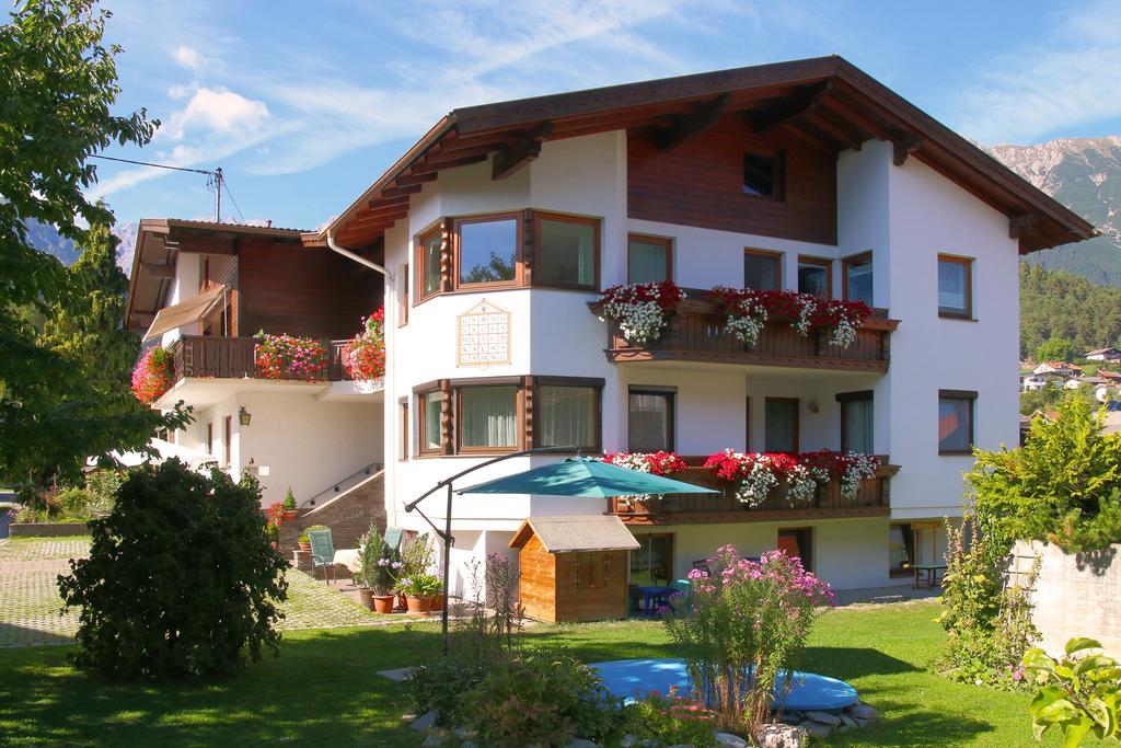 Haus Gamper-Haselwanter Apartment Tarrenz Bagian luar foto